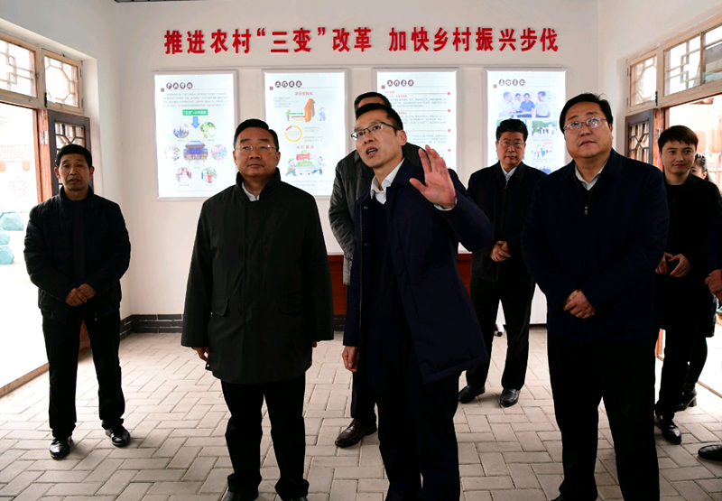 唐仁健在平凉庆阳调研时强调