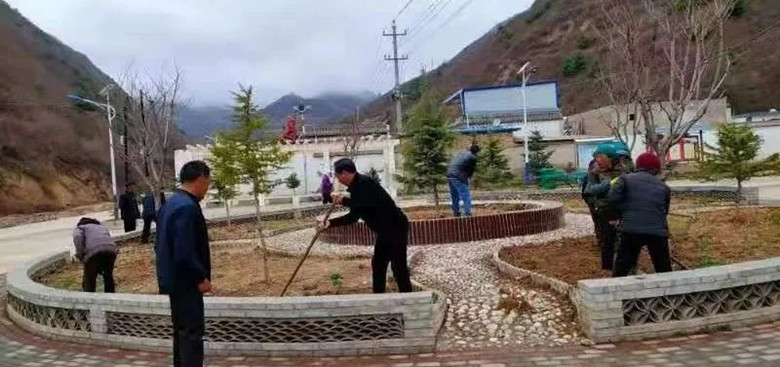 宕昌贾河乡人居环境整治刷新乡村颜值