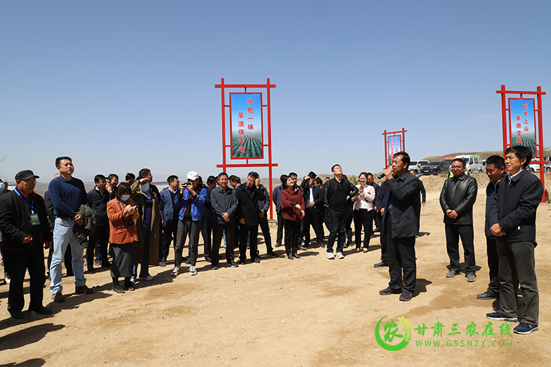 省耕保总站助力安定区水肥一体化上山旱塬变成薯粮川