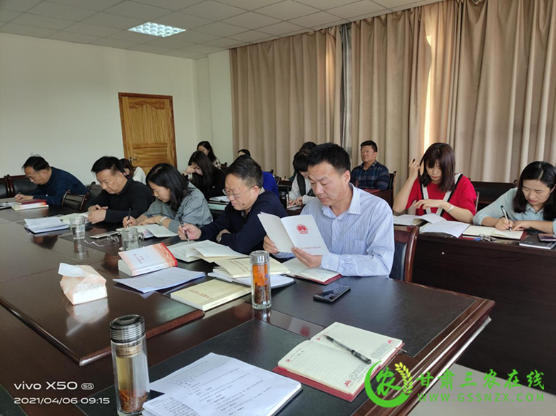 酒泉市农业技术推广服务中心在全市组织开展“白色污染”专项集中整治行动