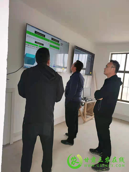 景泰县依托退化耕地治理项目建成产学研基地