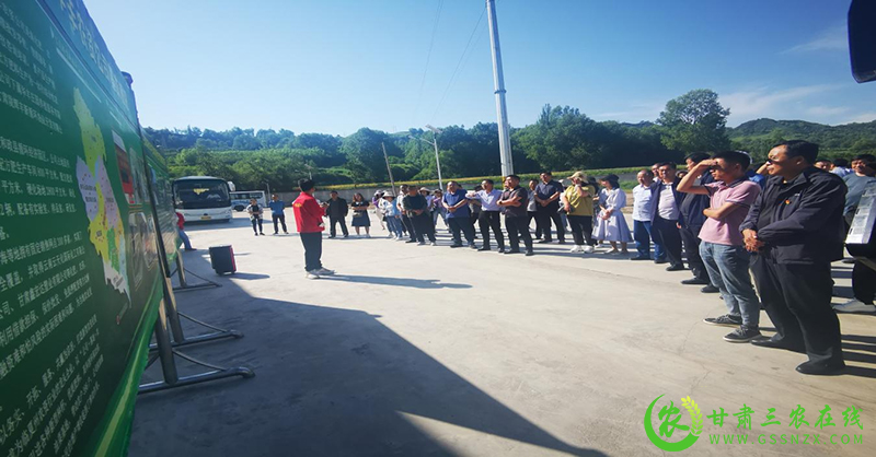 临夏州农技中心举办全州化肥减量增效与退化耕地治理技术现场观摩培训会