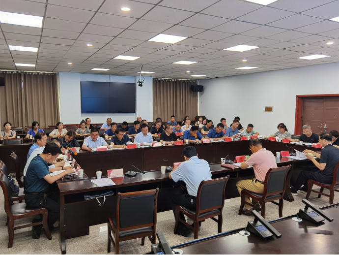 庆阳市农技推广工作座谈会召开