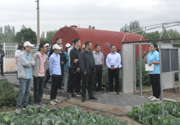 中国工程院张福锁院士来甘开展土壤质量调研考察