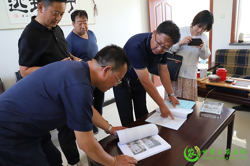 玉门市加大宣传引导推广废旧农膜回收利用技术