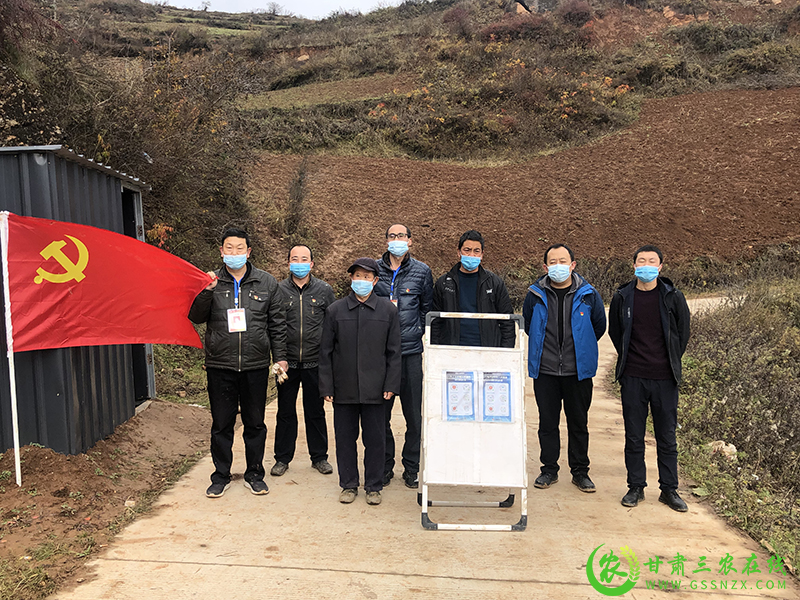 省农产品质检中心驻礼县草坪村帮扶工作队参与疫情防控