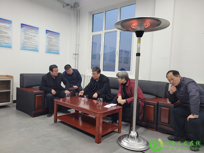 省农业农村厅厅长李旺泽深入东乡县调研产业工作