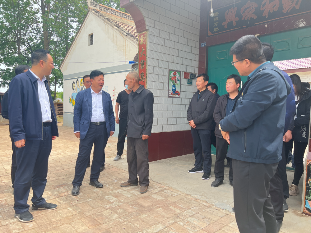 西峰区召开2022年“厕所革命”户厕改造现场观摩推进会
