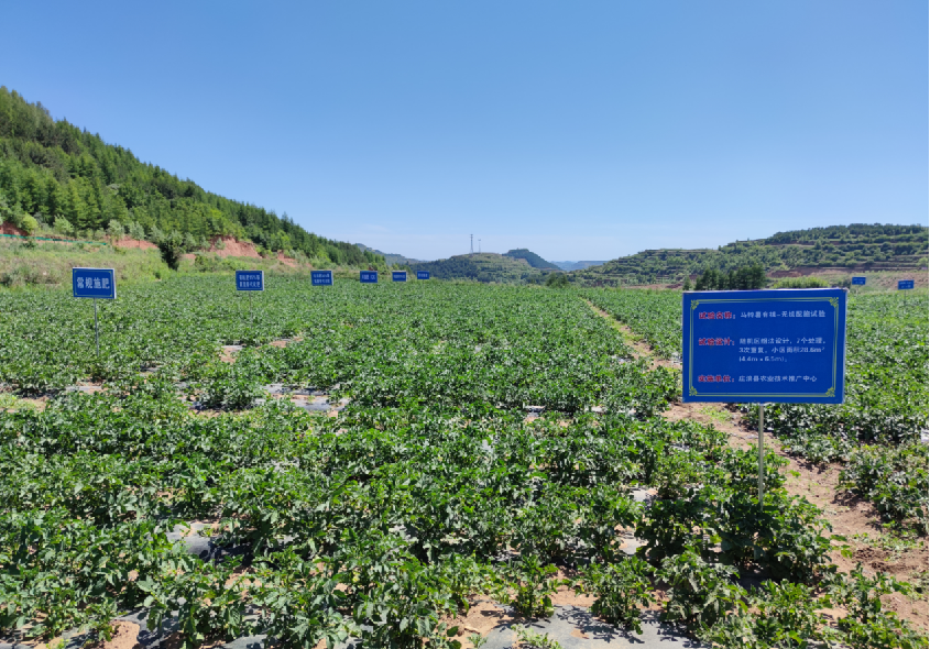 庄浪县建立粪肥还田试验示范区获取最佳配肥科学数据