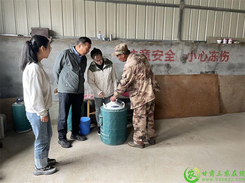 拧紧“安全阀”织密“安全网”县畜牧兽医服务中心持续开展安全生产隐患大排查大整治行动.jpg