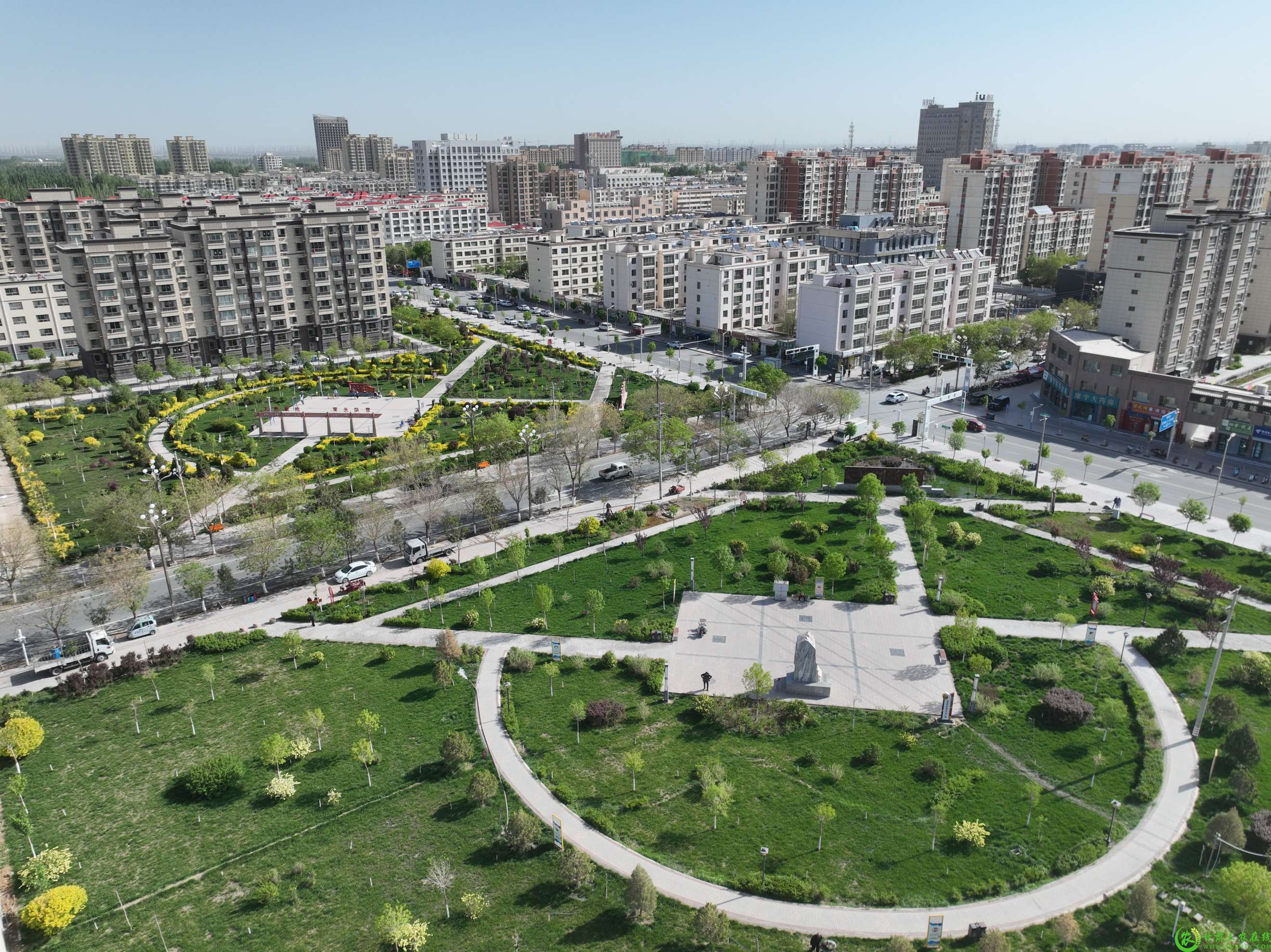 图片3  瓜州县2024年新建成的口袋公园(1).jpg