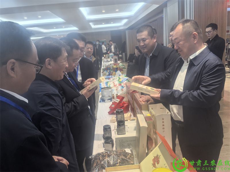 图1.jpg