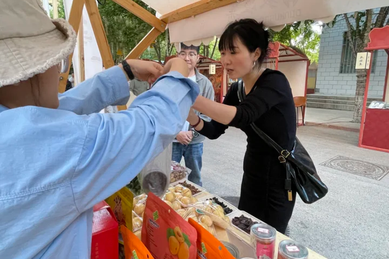 展销现场购买.png