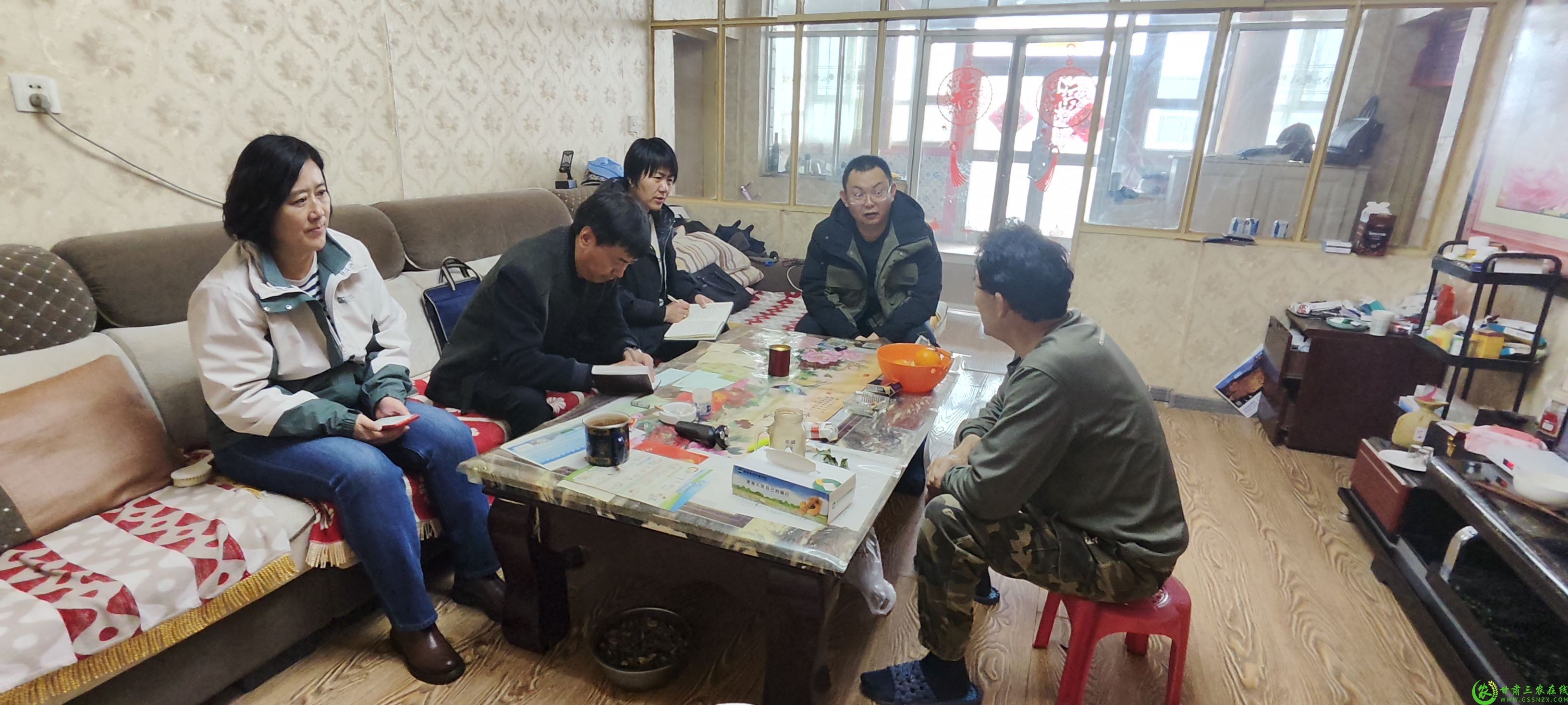 肃南县扎实做好异地借牧返乡牲畜健康巡查工作.jpg